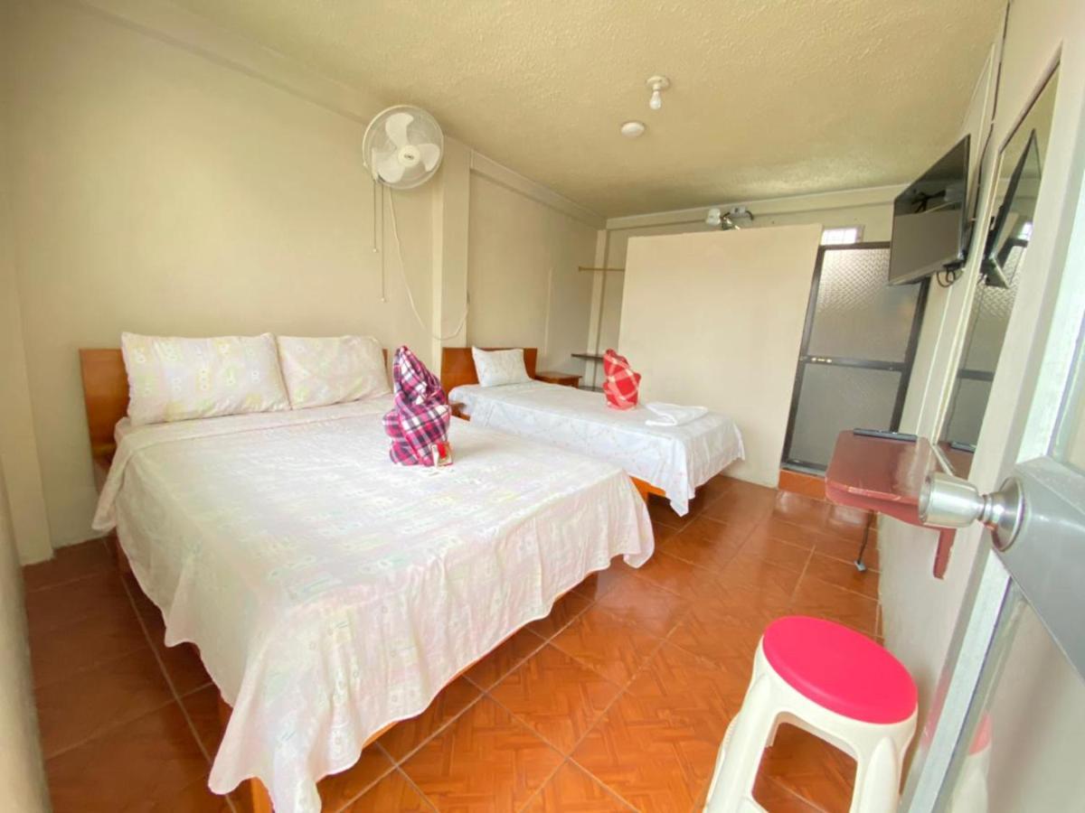 Historico Hostal Elizabeth Puerto Ayora  Eksteriør bilde