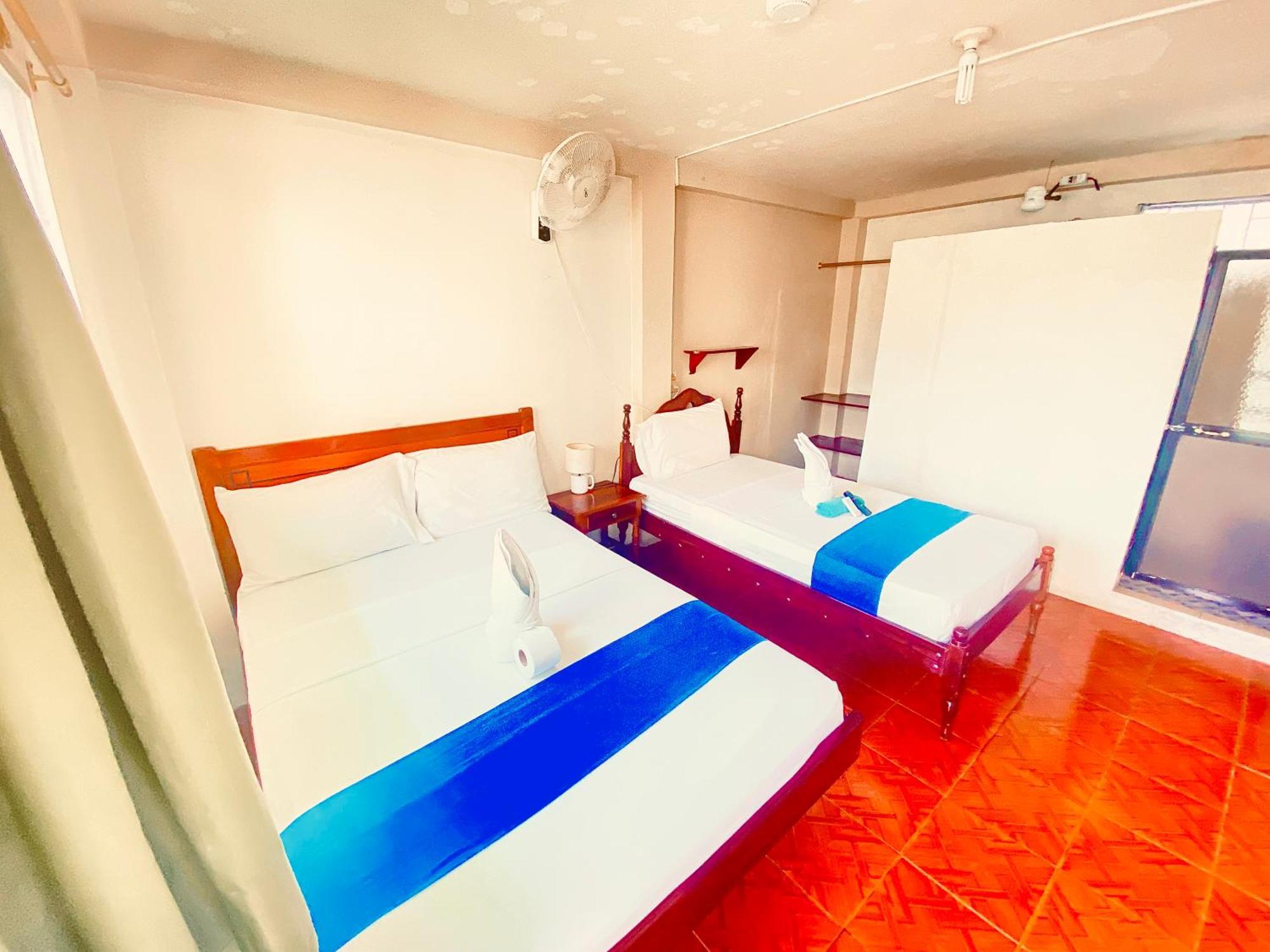 Historico Hostal Elizabeth Puerto Ayora  Eksteriør bilde